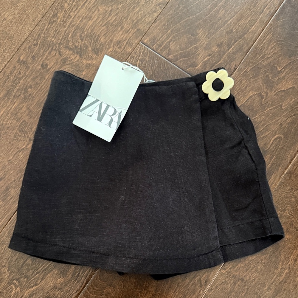 Zara Black Skirt with Cream Flower Accent